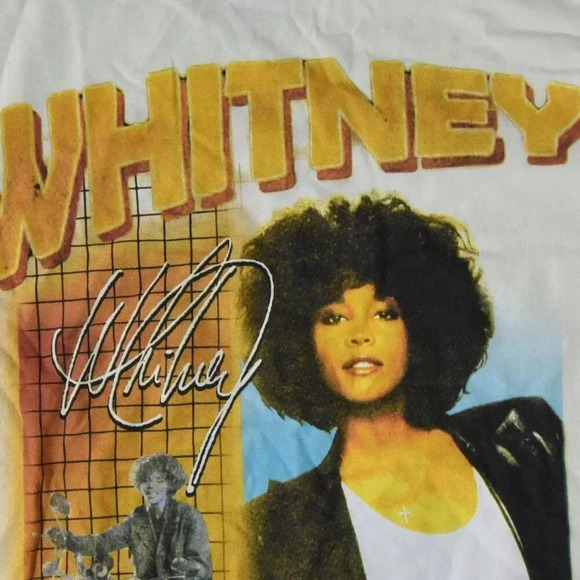 Whitney Houston Official Off White Graphic Short Sleeve T-Shirt Size Large - Picture 2 of 6